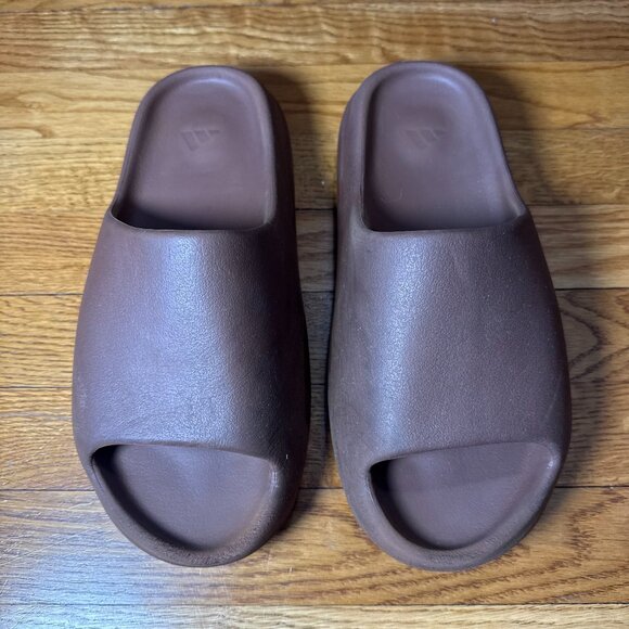 Genuine Yeezy Slides/Slip-on Sandals in Flax (Brown), Men\'s Size 10 main image 9